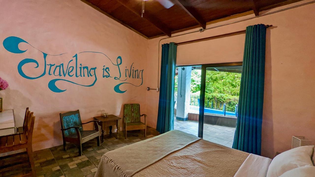Kikazaru Beautiful Boutique Hotel With Pool (Adults Only) 曼努埃尔安东尼奥 外观 照片